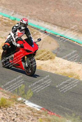 media/Oct-15-2022-TrackXperience (Sat) [[8f70b8b0be]]/Group 2/session 1 turn 6/